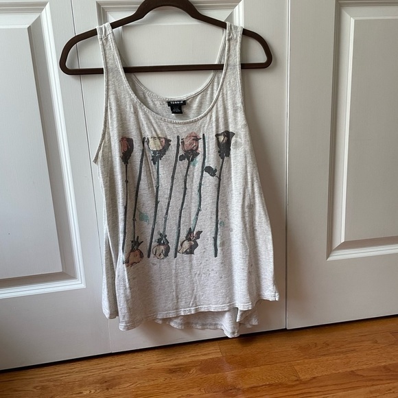 Torrid Rose Print Watercolor Draped Graphic Tank Top 0X - Picture 2 of 6